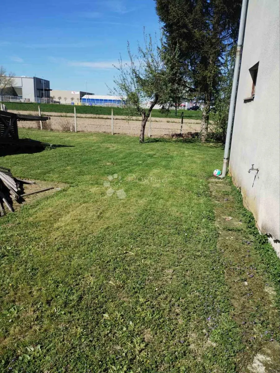 impresivna površina zemljišta u trnovcu - slika 10