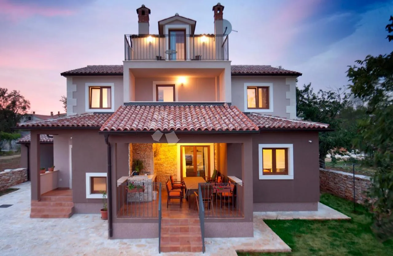 prekrasna vila sa jedinstvenim kažun bazenom - slika 2