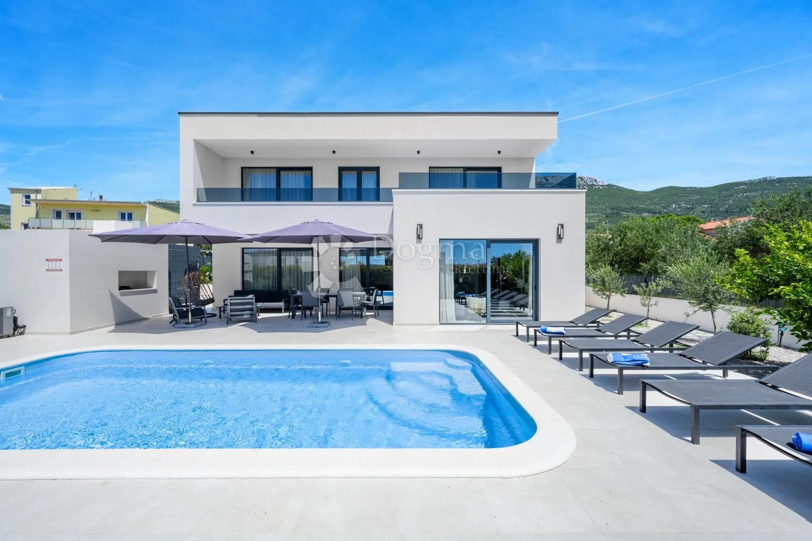 dizajnerska vila kaštela - slika 2