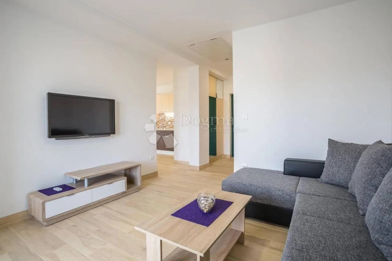 samo u dogmi! hvar, 10m od plaže, prekrasna kuća sa 4 apartmana - slika 15