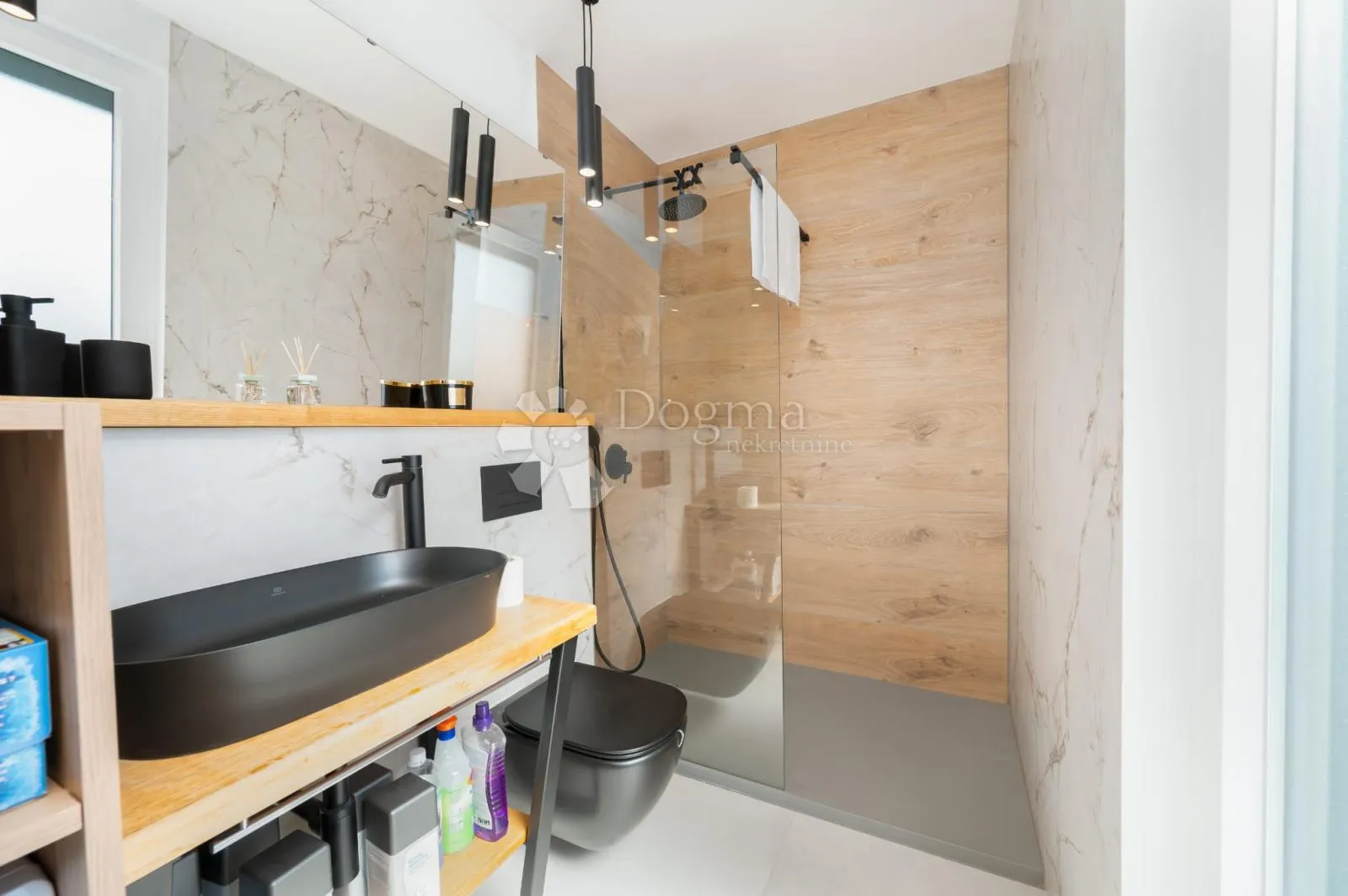 penthouse na prodaju - slika 7