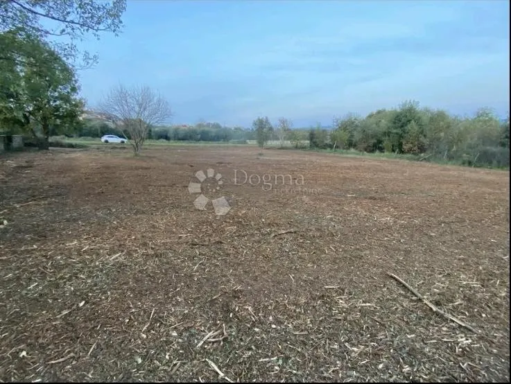 rakalj teren 1540m2 - slika 3