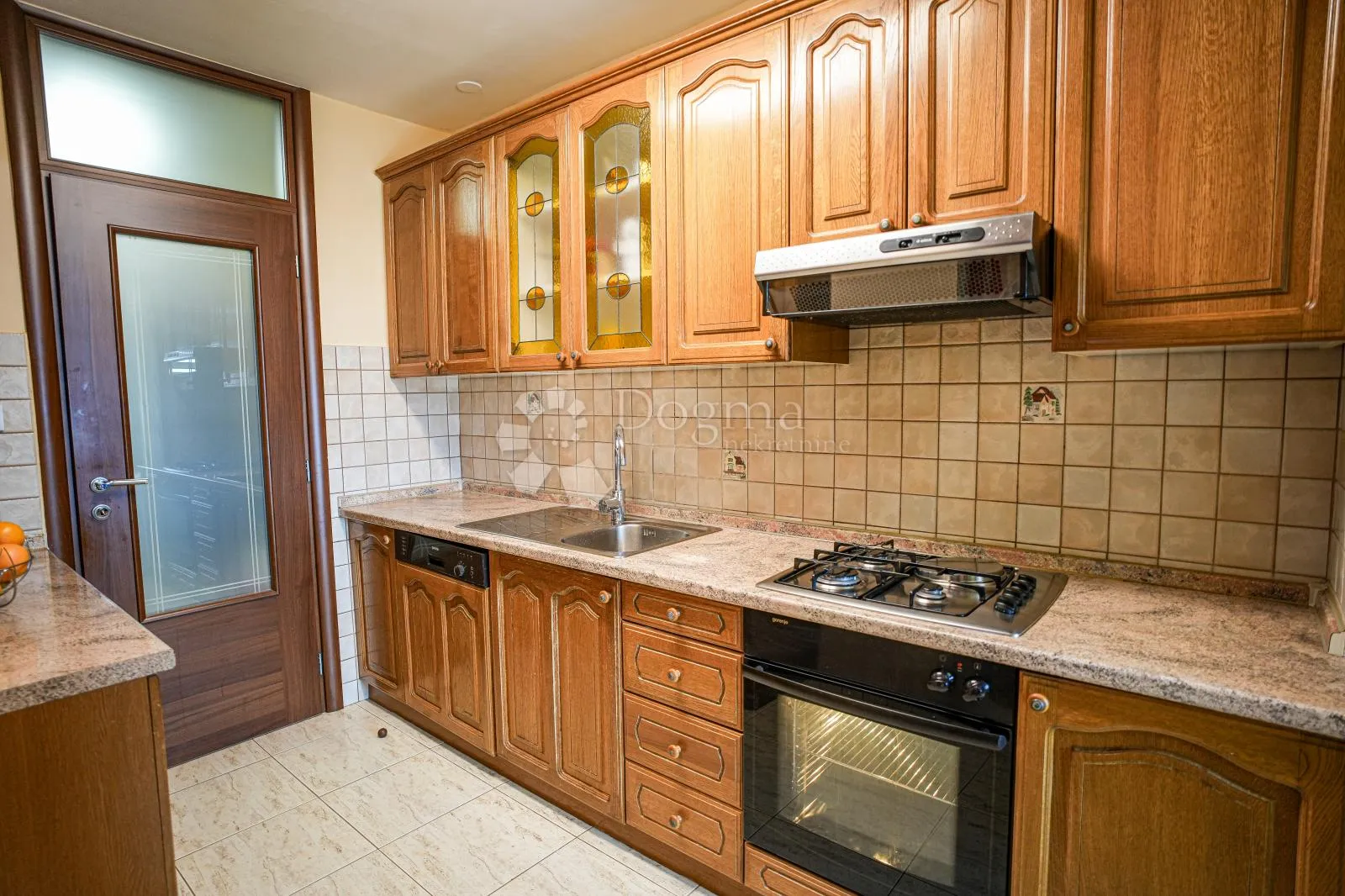 rovinj – prilika! odličan stan na odličnoj lokaciji - slika 9