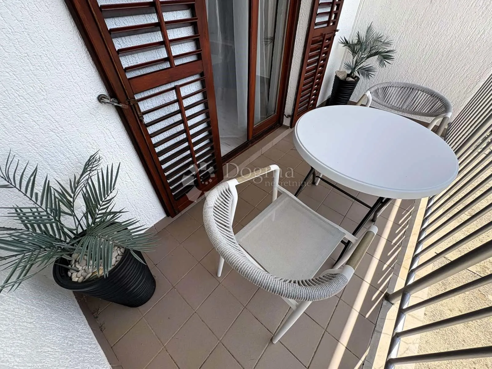 samo u dogmi - predivno uređen apartman u malinskoj - slika 9