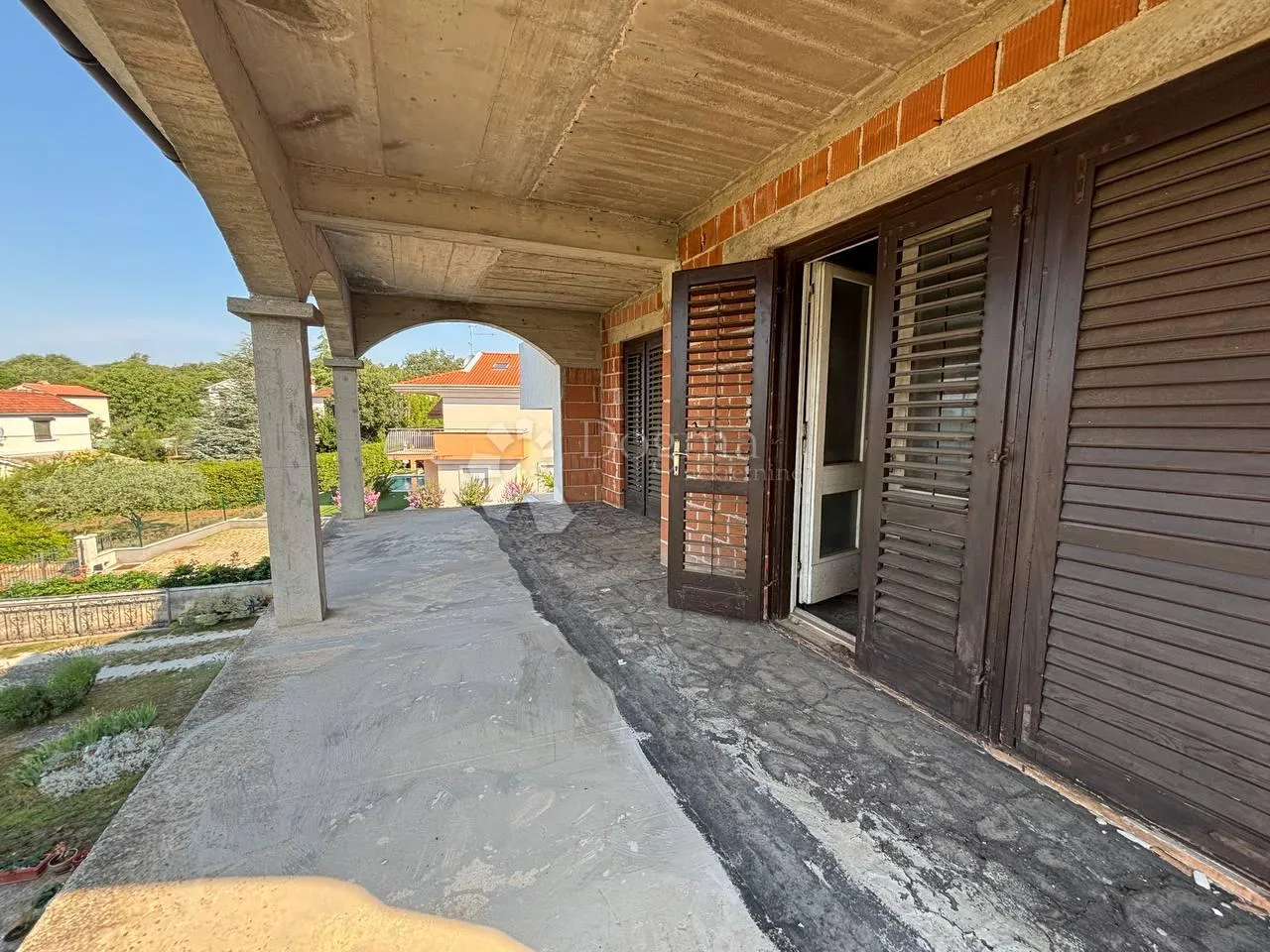 dvije stambene jedinice u roh-bau fazi + 591 m² okućnice – rovinjsko selo - slika 7