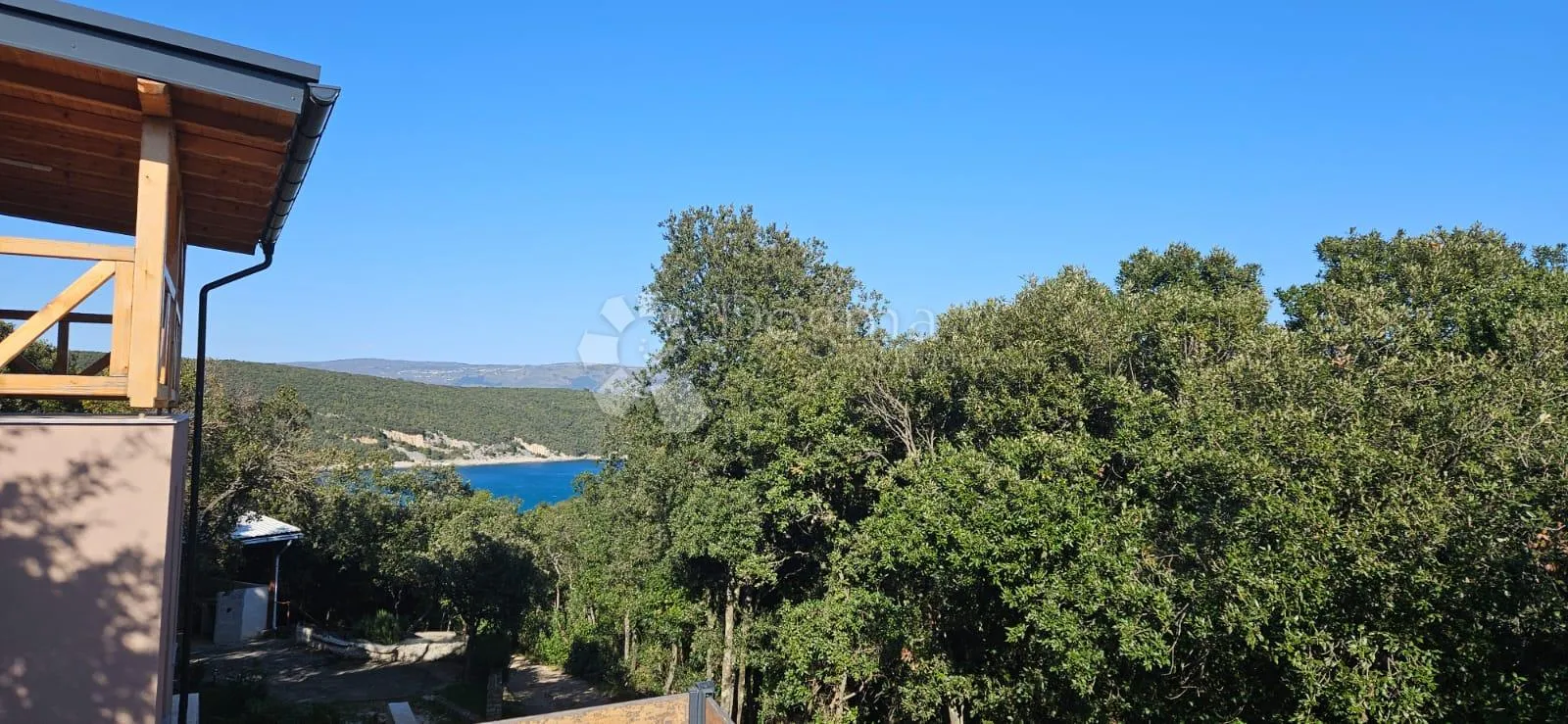 vaša oaza mira u istri-200 metara od mora! - slika 25