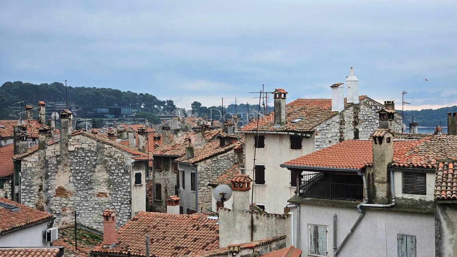 predivna kuća u rovinju s pogledom na more i starogradsku jezgru! - slika 3
