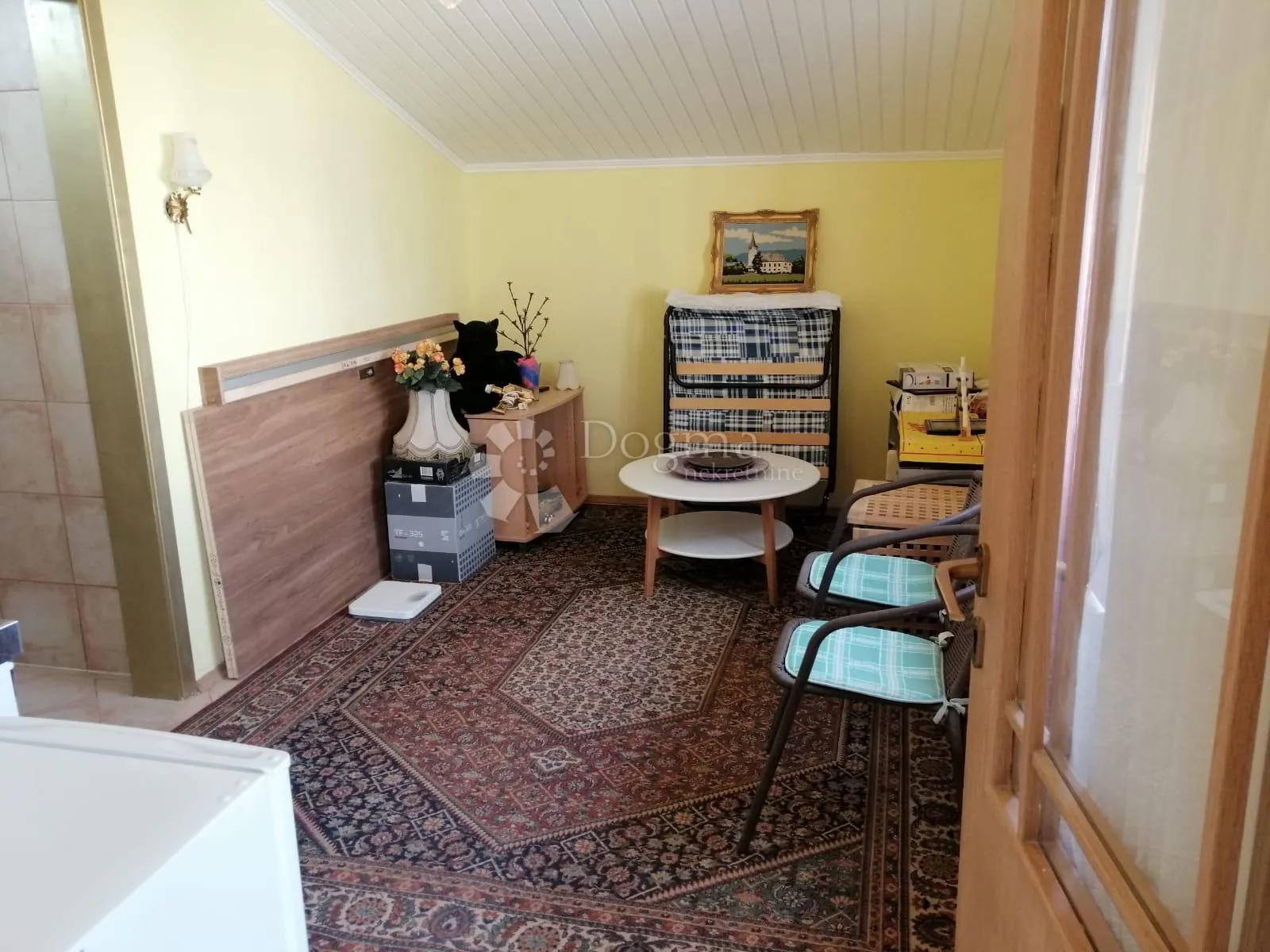 kuća u vodicama u blizini centra sa 350m2 okućnice - slika 9