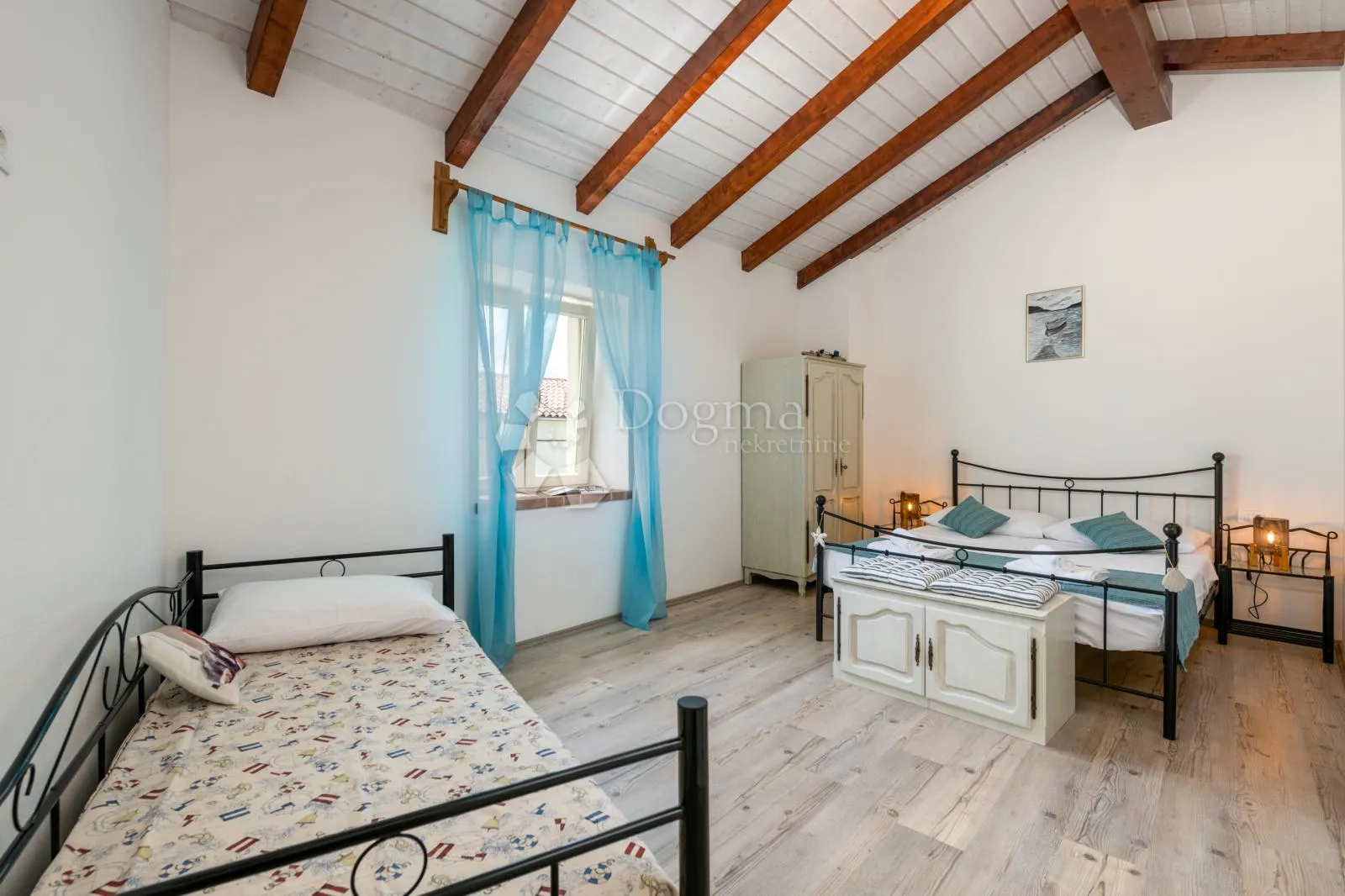 autentična vila istarskog šarma s bazenom, jaccuzzijem, i morem u blizini - slika 35