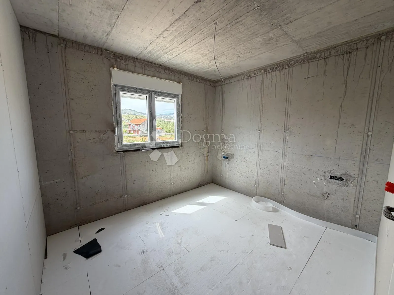 novo! dvosoban penthouse s velikom krovnom terasom s6 – plano, trogir - slika 6