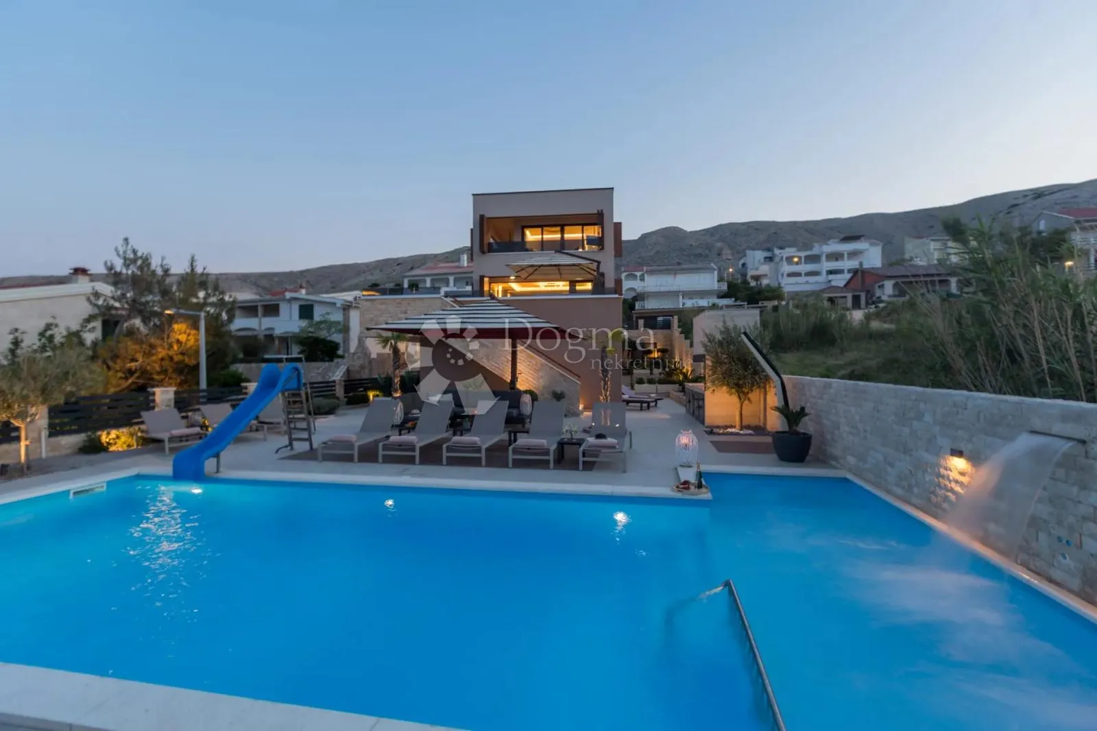 otok pag vila izuzetna prilika - slika 34