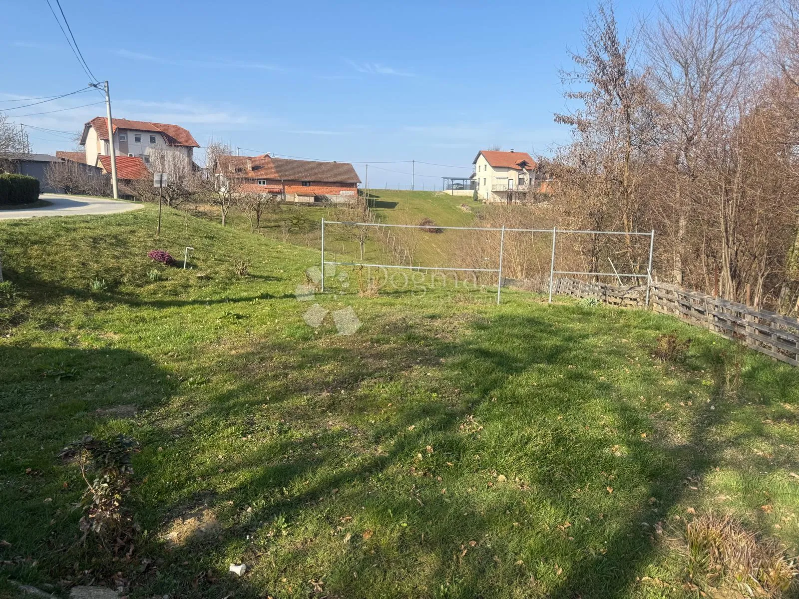 mir, priroda i 1245 m² za vaš dom - slika 2