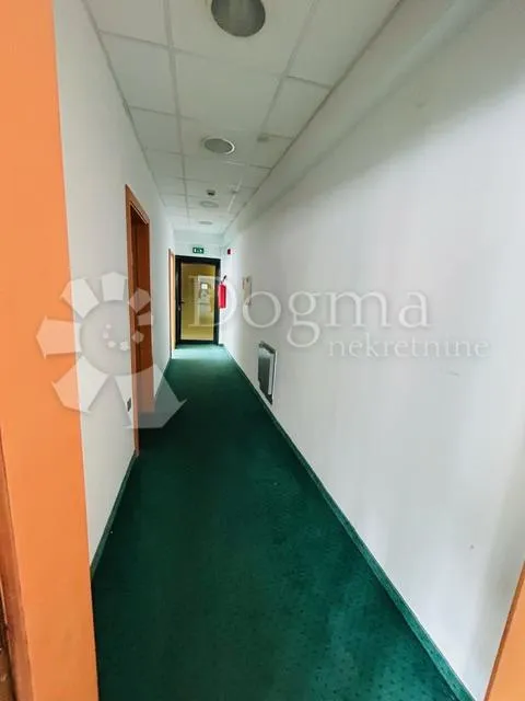 poslovni prostor u užem centru rijeke - slika 8