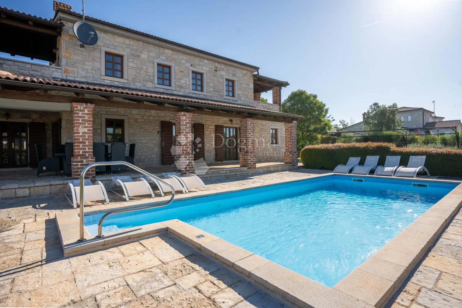 jedna od 10 vila-kompleksa-heraki-poreč - slika 2