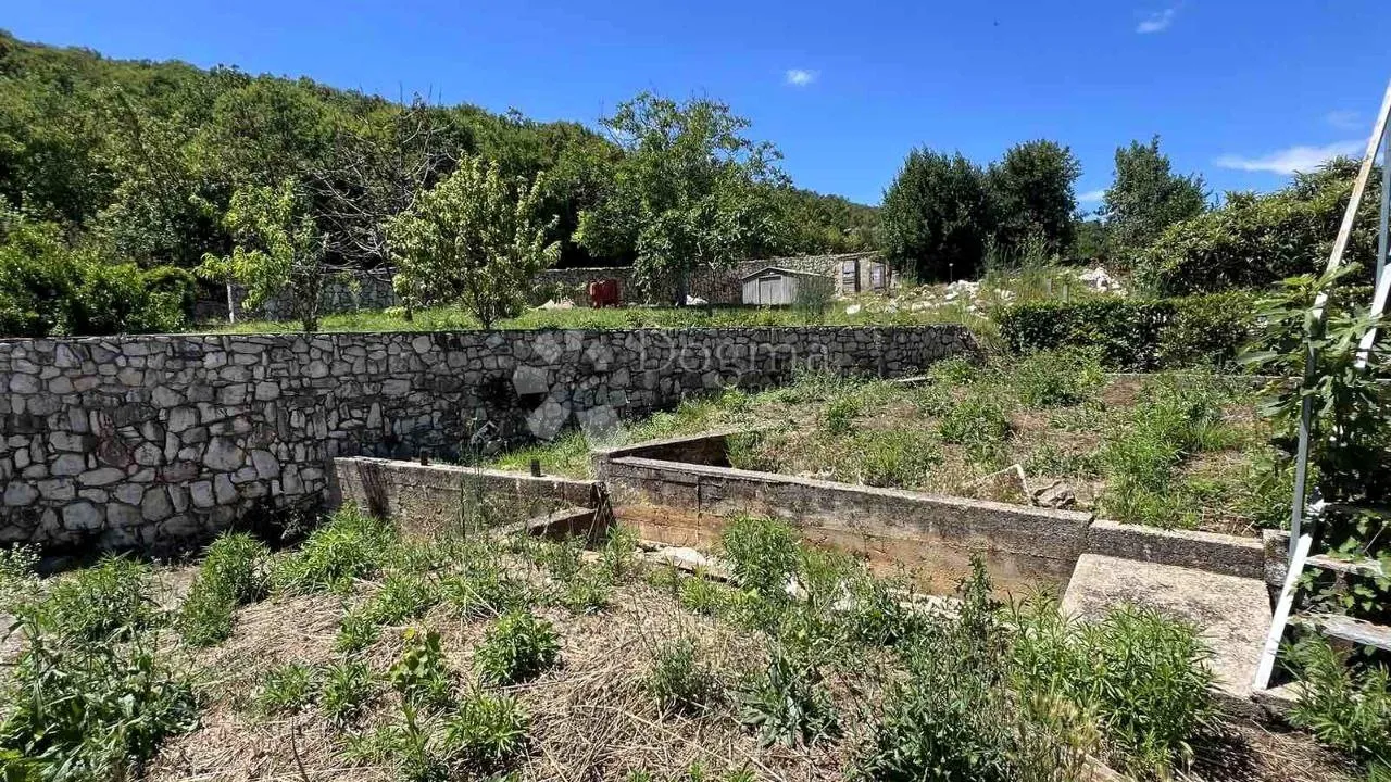 prostrana kuća za adaptaciju sa pogledom na kvarner! - slika 23