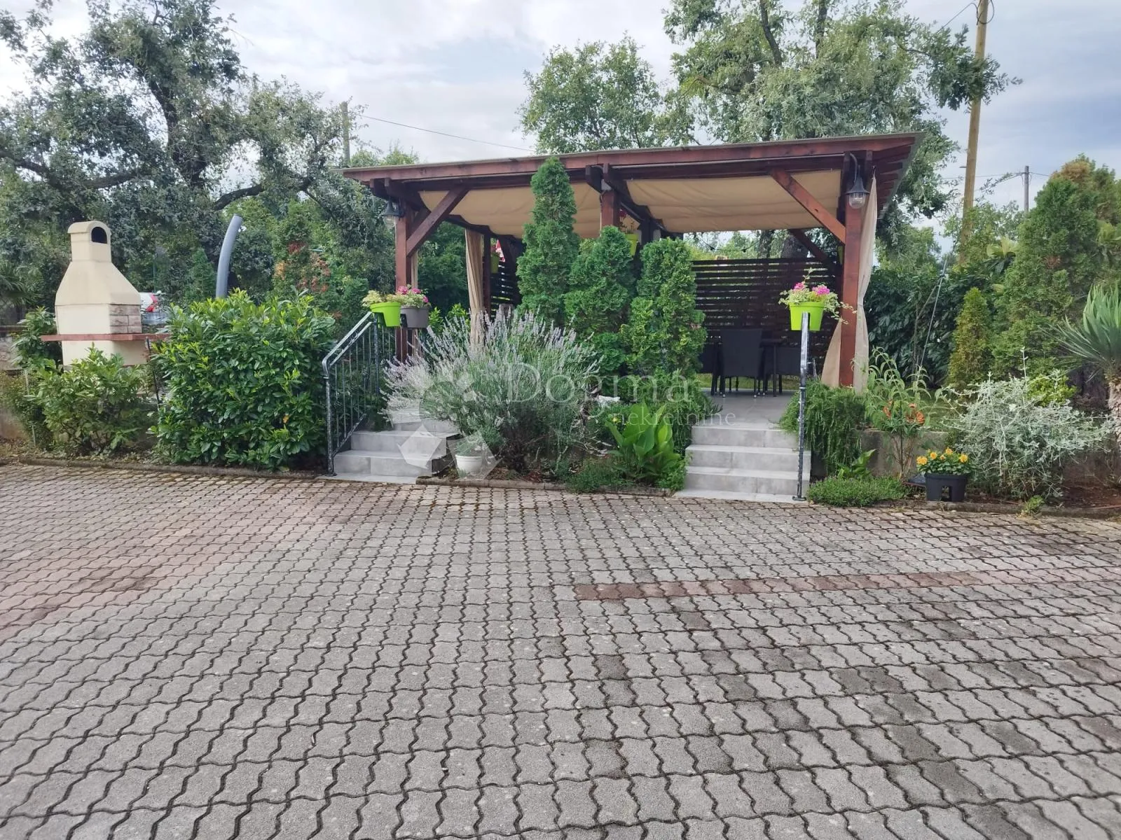 malinska - 2 apartmana sa sjenicom - slika 3