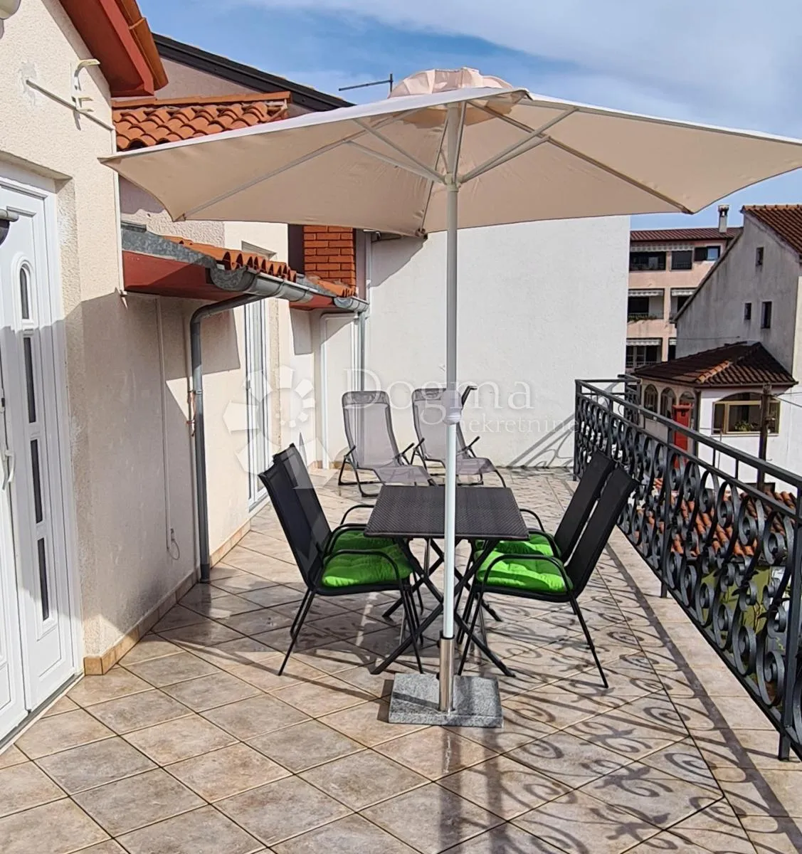 stan 122m2 rovinj- blizina plaže kuvi - slika 13