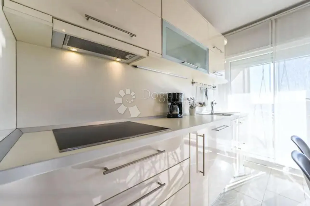 novalja, atraktivan apartman - slika 4