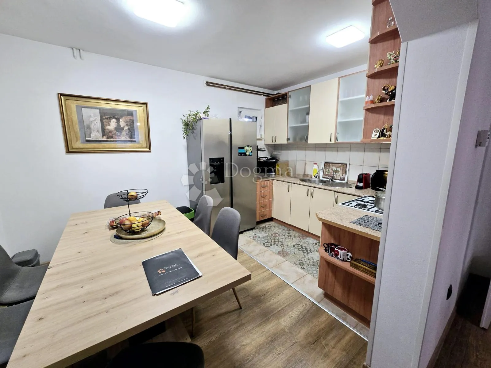 predivna potpuno opremljena kuća - slika 22