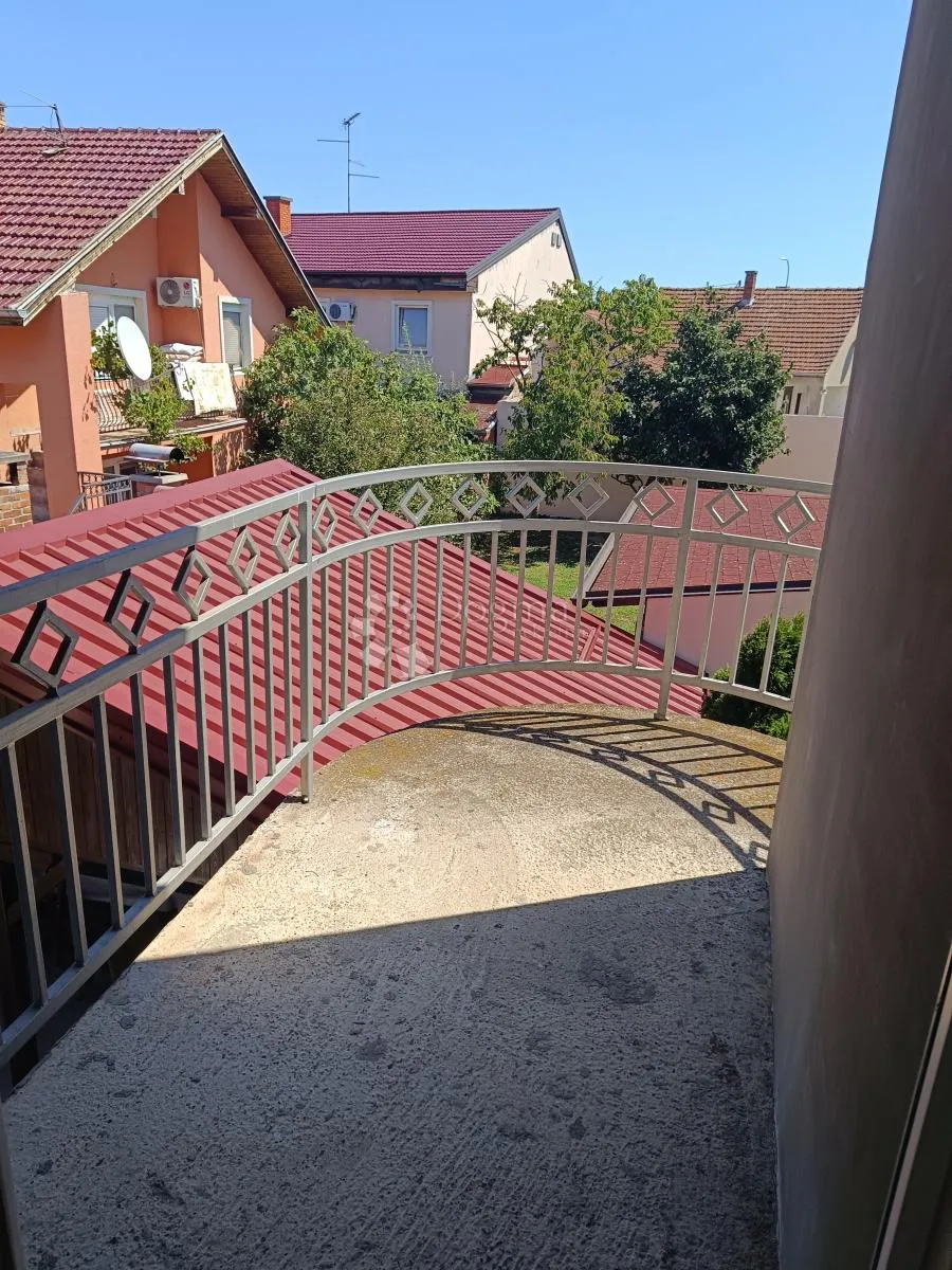 top ponuda: prostrana kuća u centru vinkovaca - slika 36
