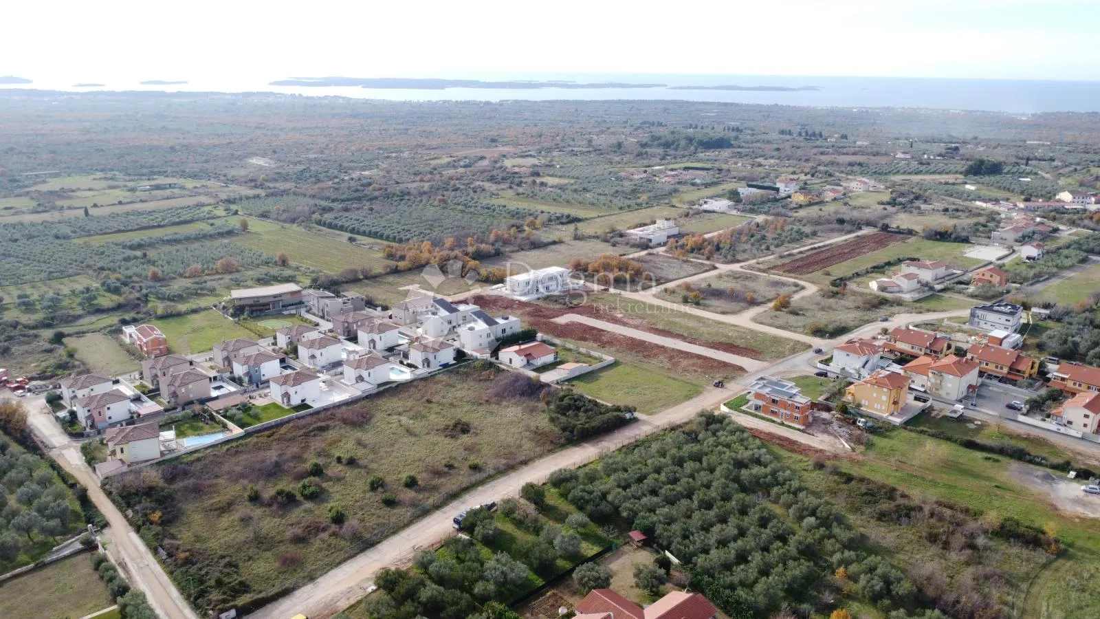 rijetkost na tržištu! zemljište 8.388 m2 s komunalijama i pogledom na more-istra - slika 5
