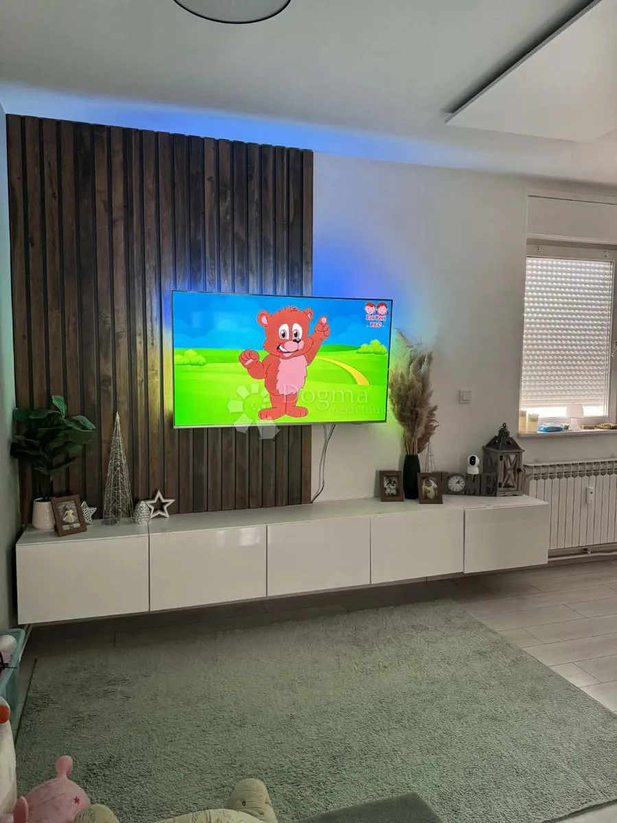 moderan, potpuno renoviran trosobni stan petrinja - slika 4