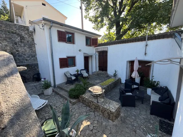 bribir,kuća u centru - slika 3
