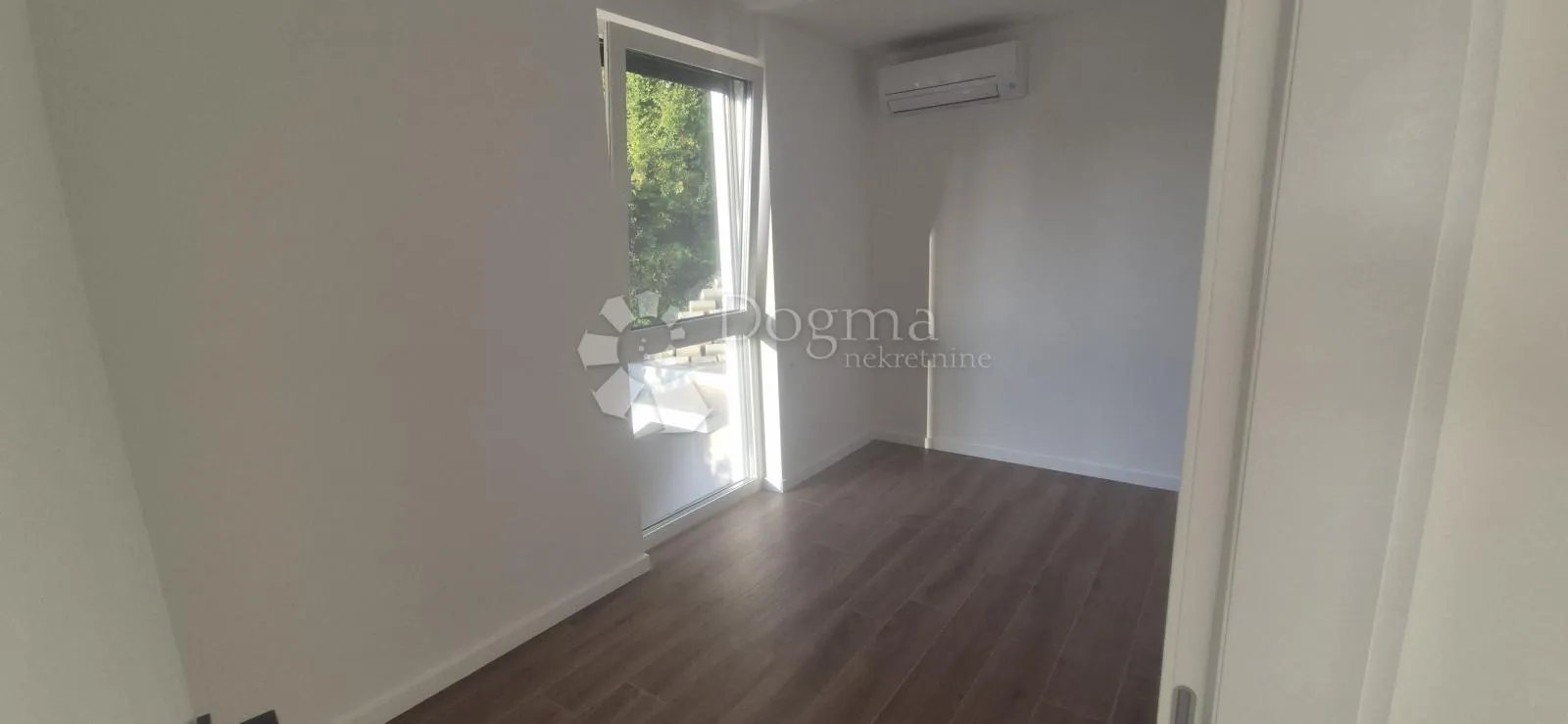 krk - apartman 2s+db u novogradnji 150 metara od mora - slika 12
