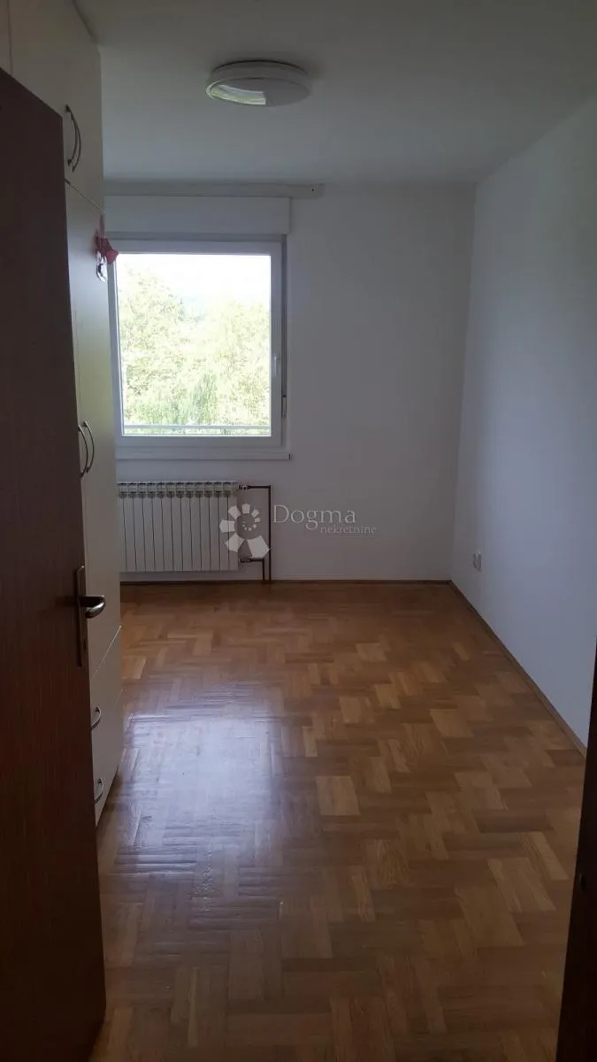 stan 84 m² s lođom i parkingom – malešnica - slika 4