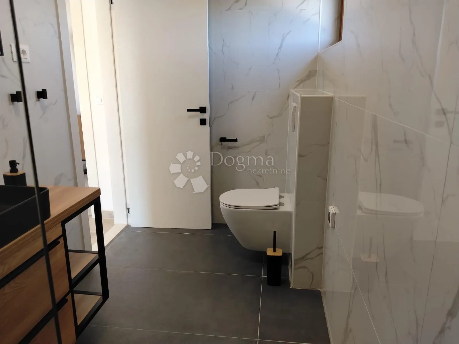 kvalitetna novogradnja u murvici: moderna kuća s bazenom, 146 m² - slika 17