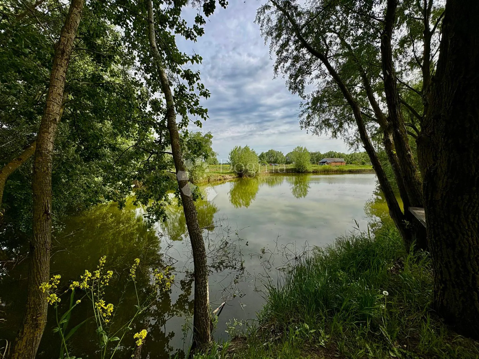 jezero i 9 parcela ekskluzivna investicijska prilika - slika 18