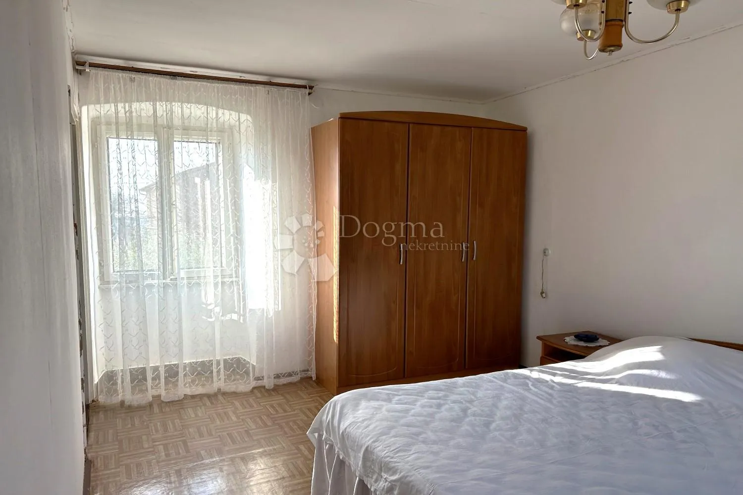 vodnjan – kamena kuća s pomoćnom zgradom, velika parcela, maslinik - slika 18