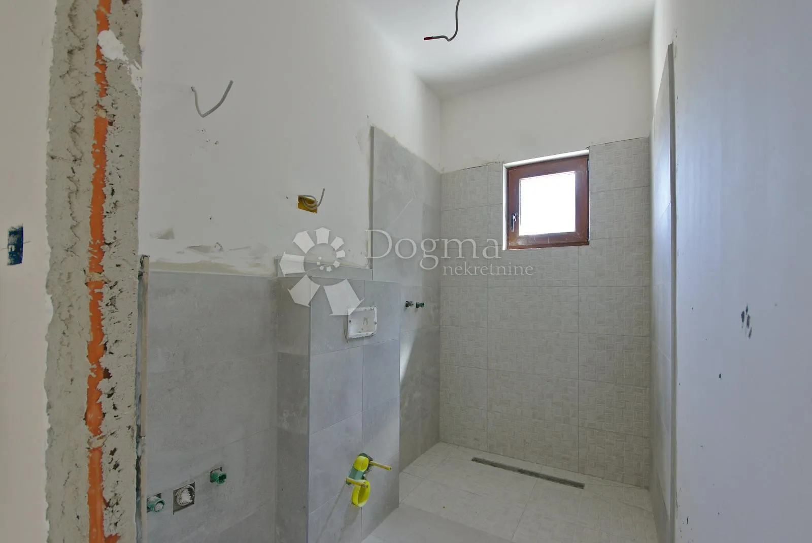 opatija, poljane- kuća sa dva dvoetažna stana dva bazena i panoramski pogled! - slika 29