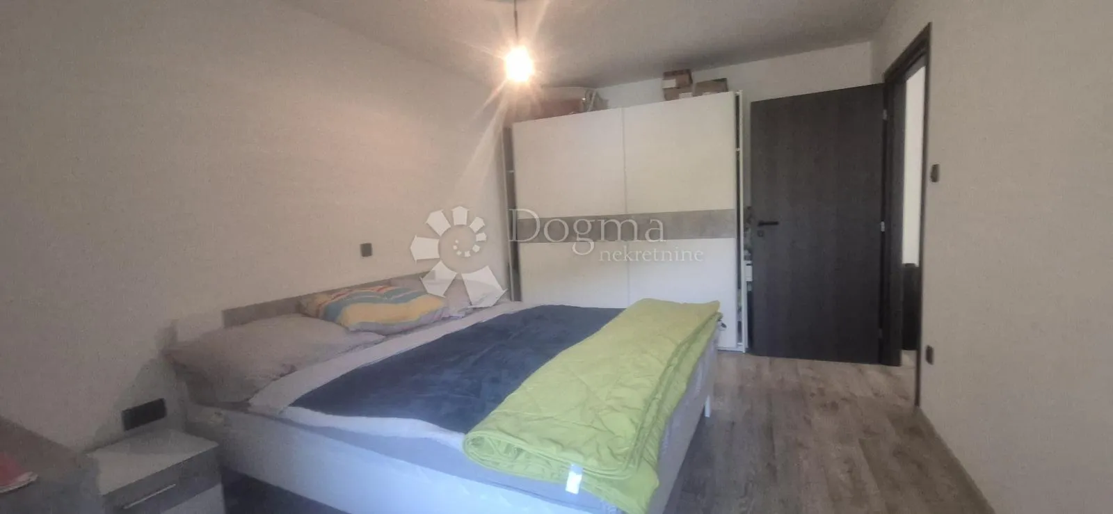 odlično uređen i namješten stan - slika 4