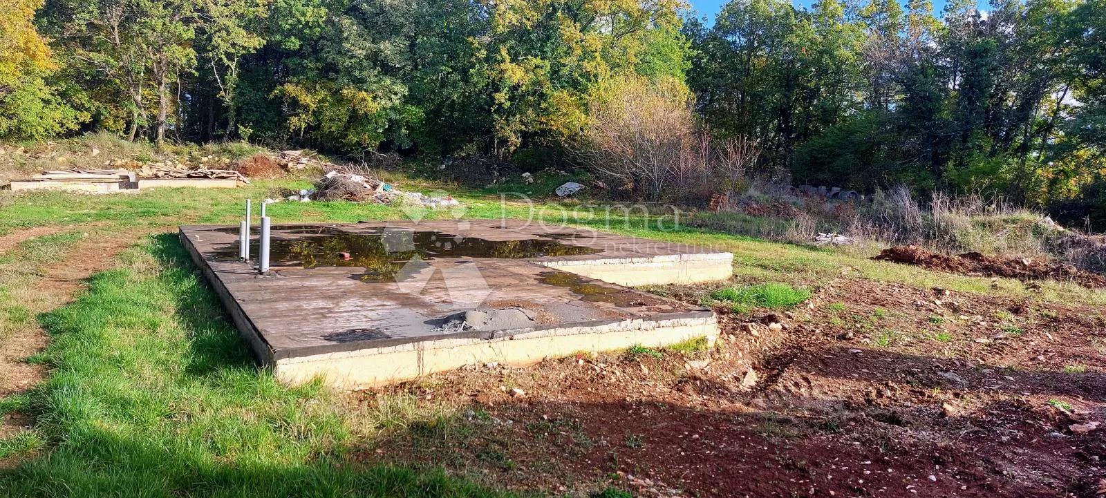 prilika !!! kuća sa bazenom okružena prirodom - slika 3