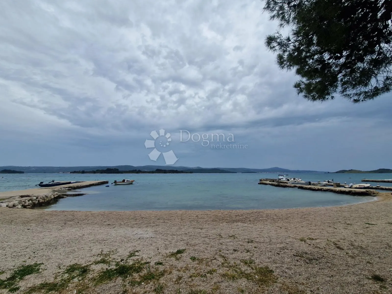 biograd/turanj - građevinsko zemljište 728 m2 - slika 17