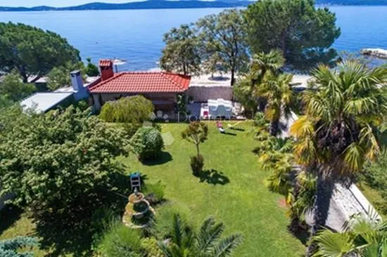 bibinje - apartmanska kuća prvi red do mora - slika 6