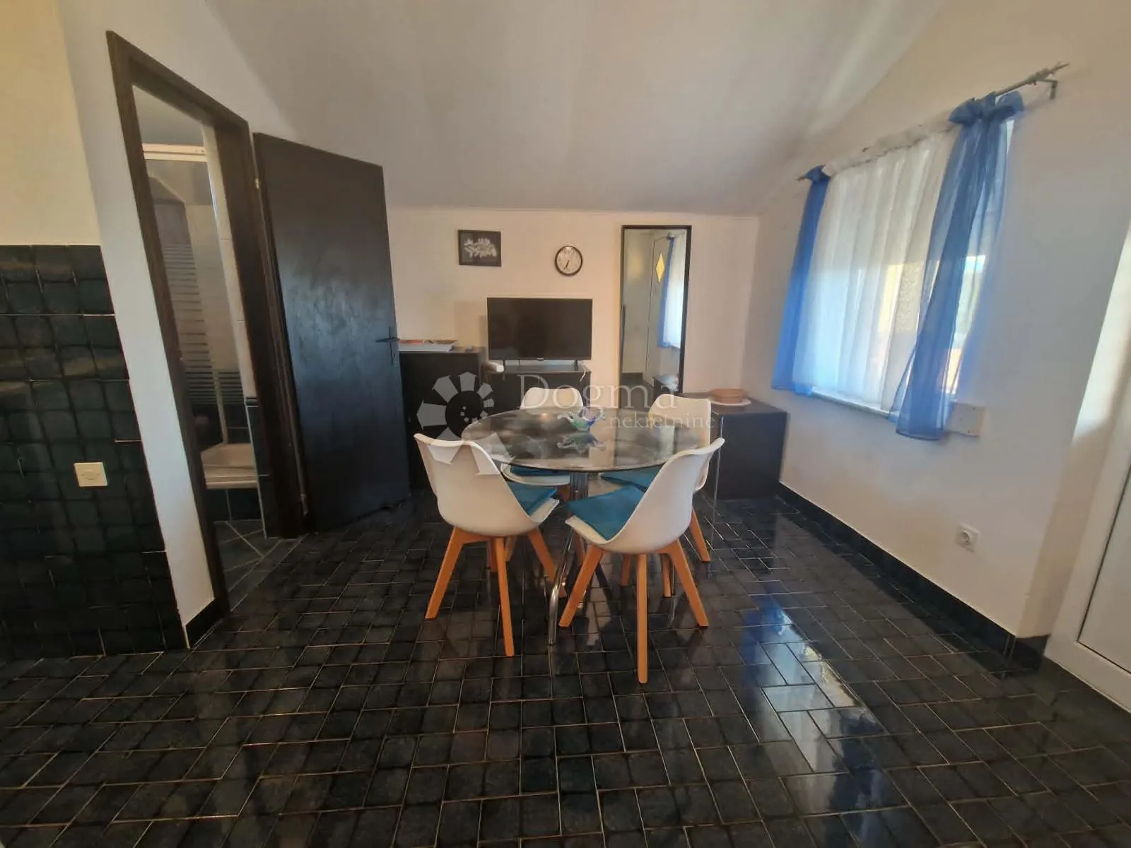 vrsi - zukve - apartmanska kuća u blizini mora - slika 38