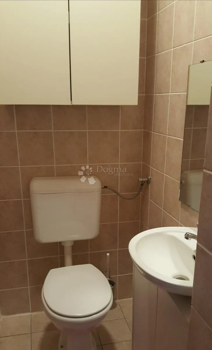 stan 84 m² s lođom i parkingom – malešnica - slika 13