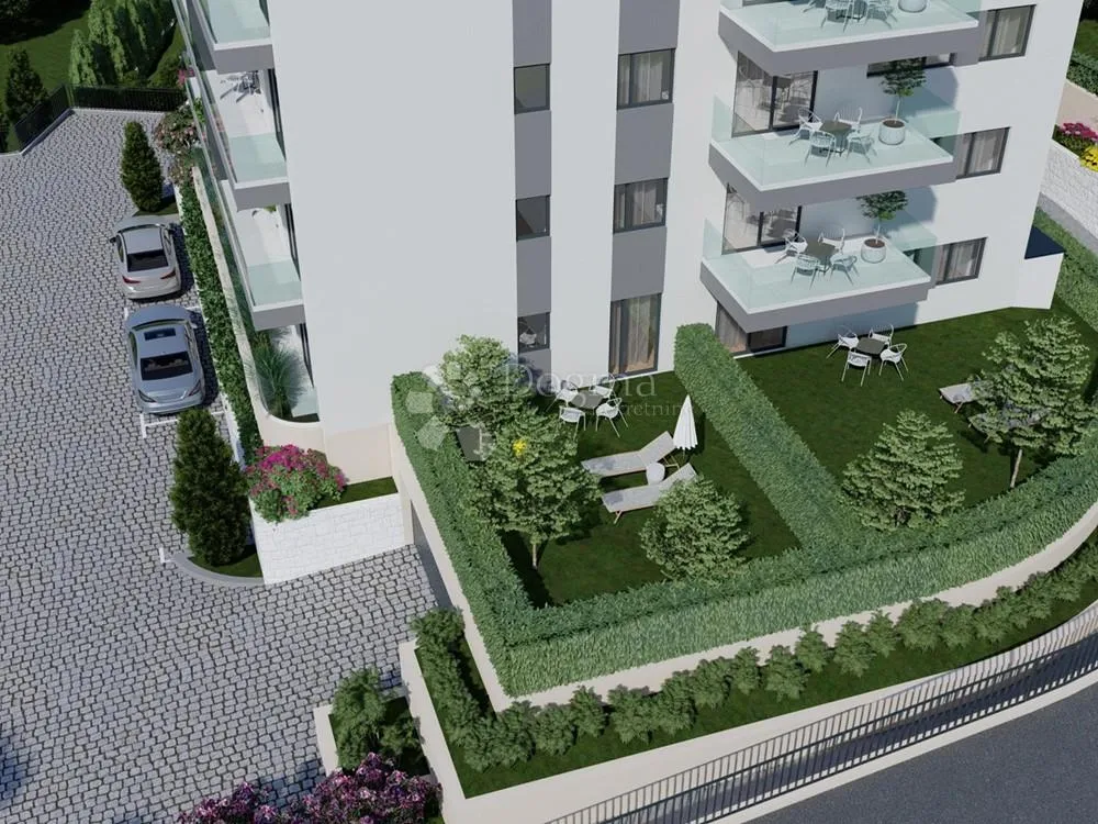 luksuzan trosoban stan u centru s pogledom na more b10 - slika 8