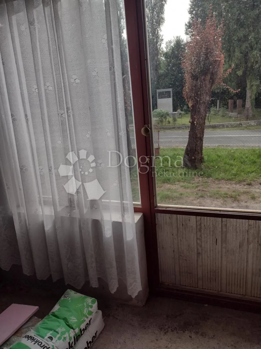 kuća za adaptaciju, poslovni prostor u prizemlju - slika 4
