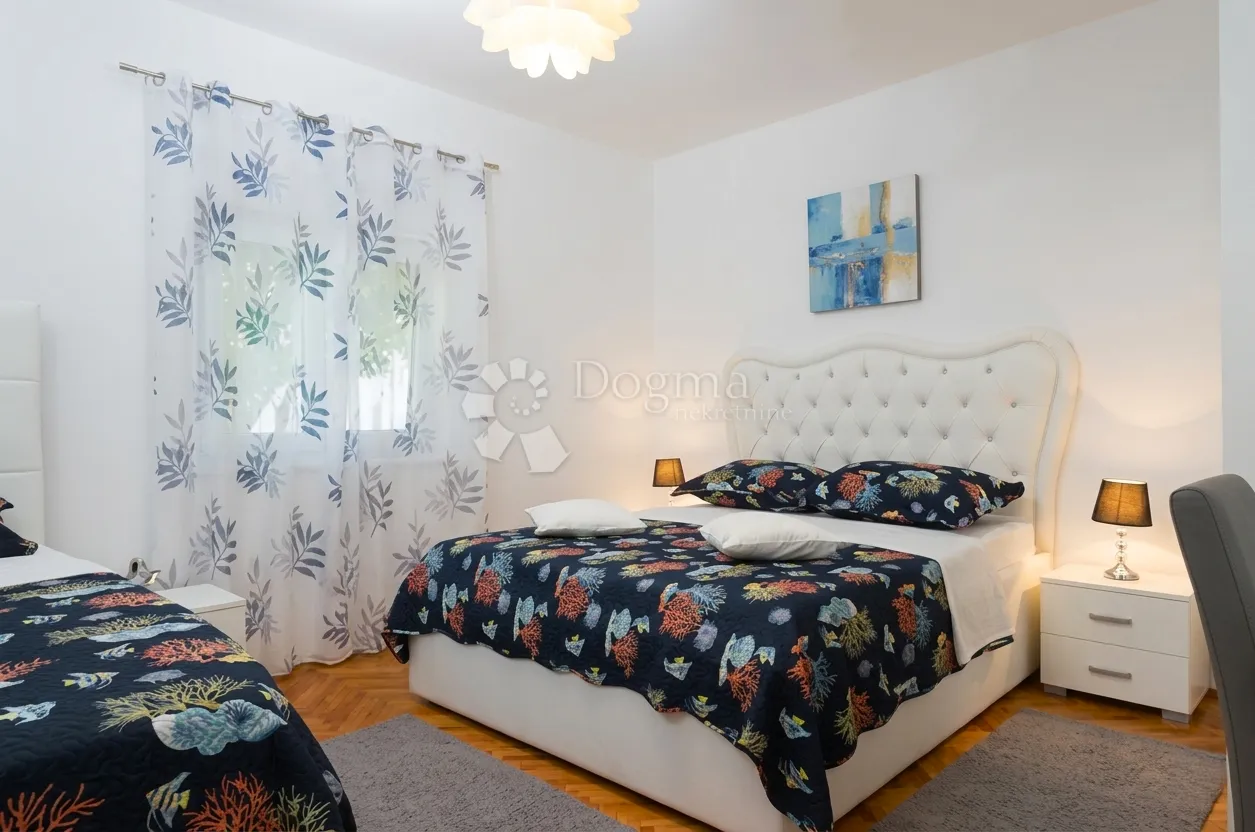 trogir kuća sa bazenom +vpm - slika 12