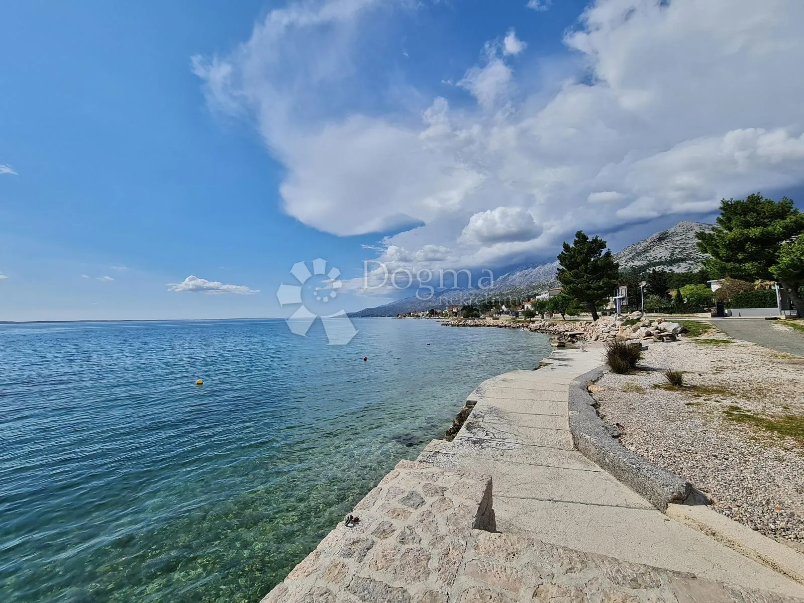 kuća s 8 apartmana spremna za turistički najam - slika 26