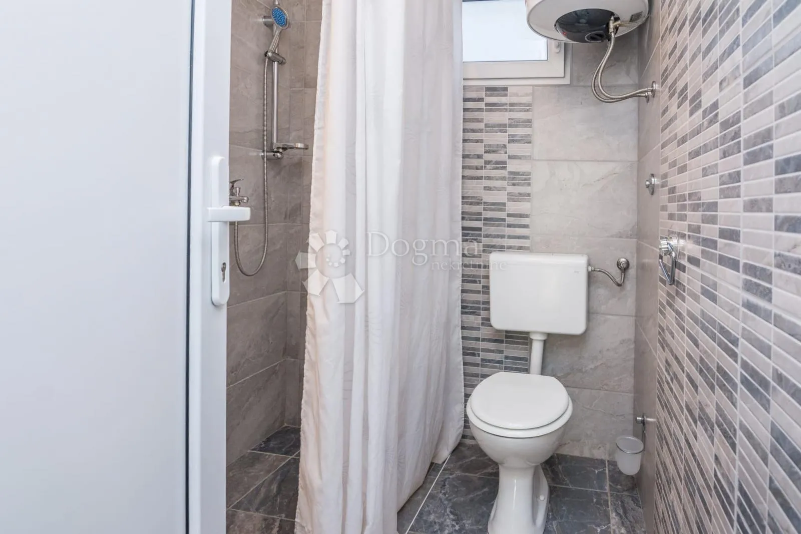 apartman na viru - slika 20