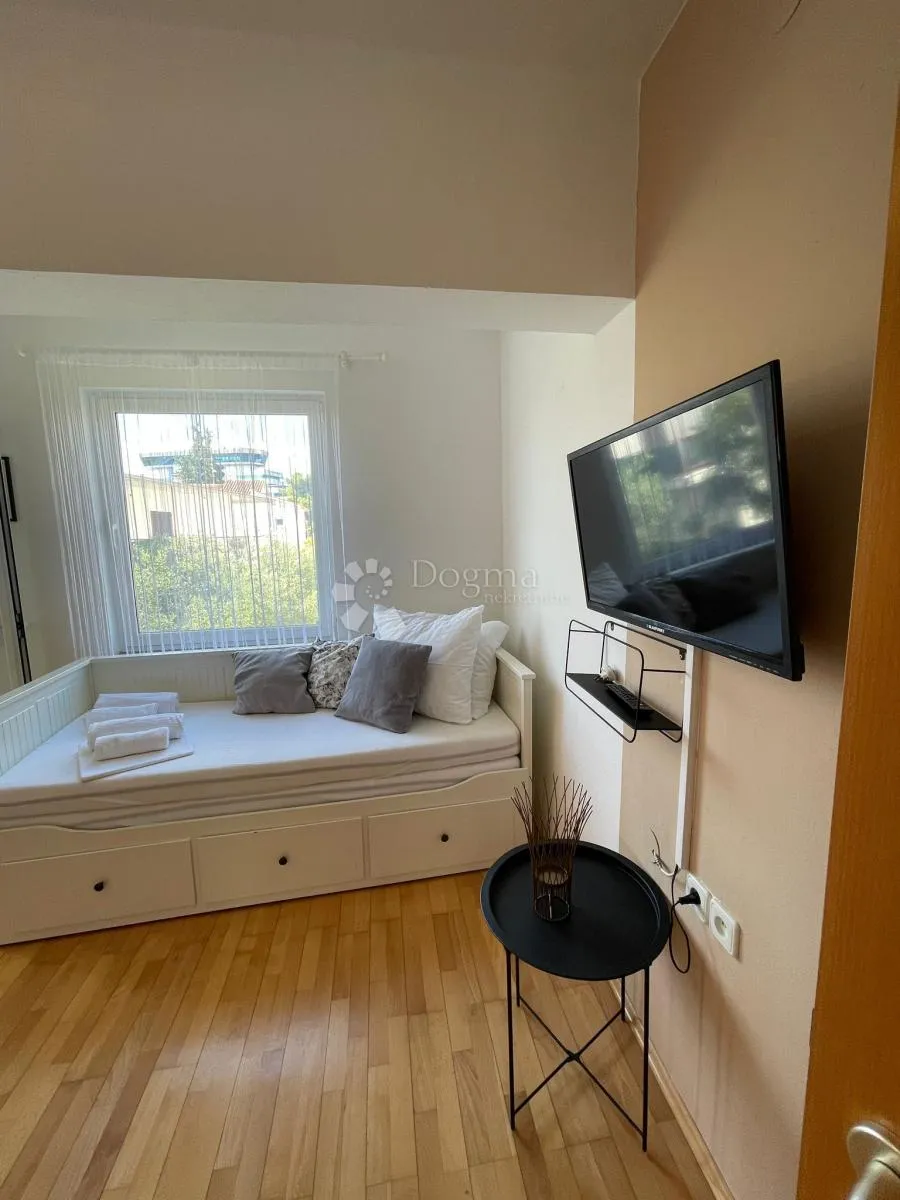 vodice – kuća s 6 apartmana blizu mora - slika 13