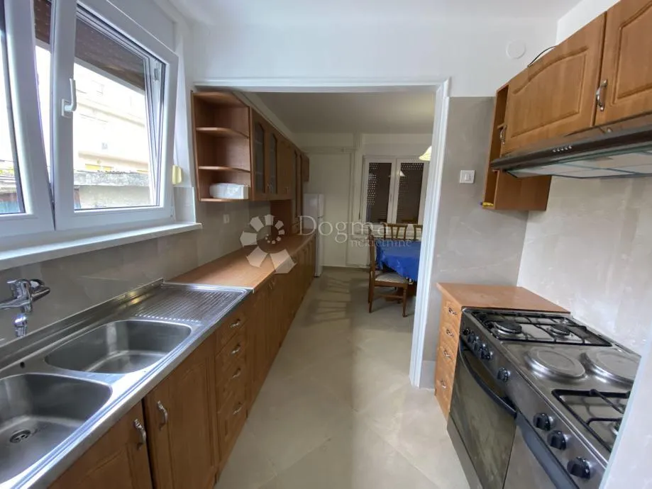 stan najam - 90m2 2s+db, parking, vrt, terasa, mirna lokacija - slika 6