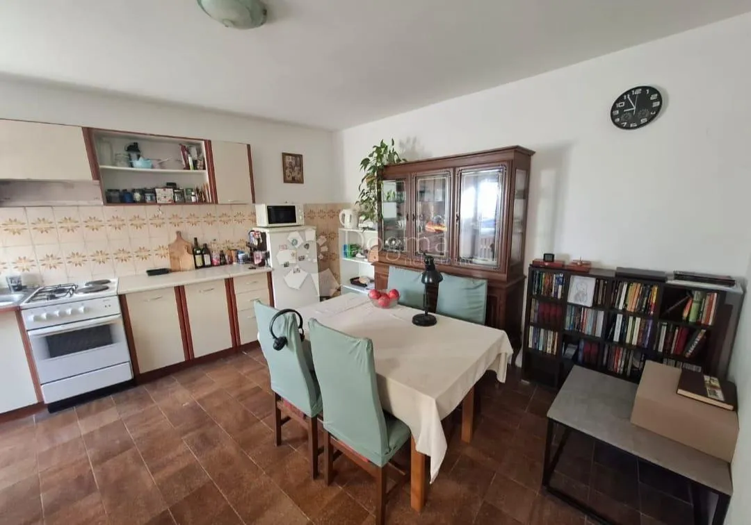 kuća s velikim potencijalom za život ili turizam – orašac - slika 7