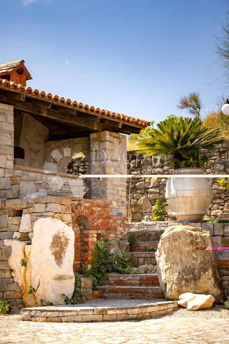 amazing mediterranian villa - slika 55