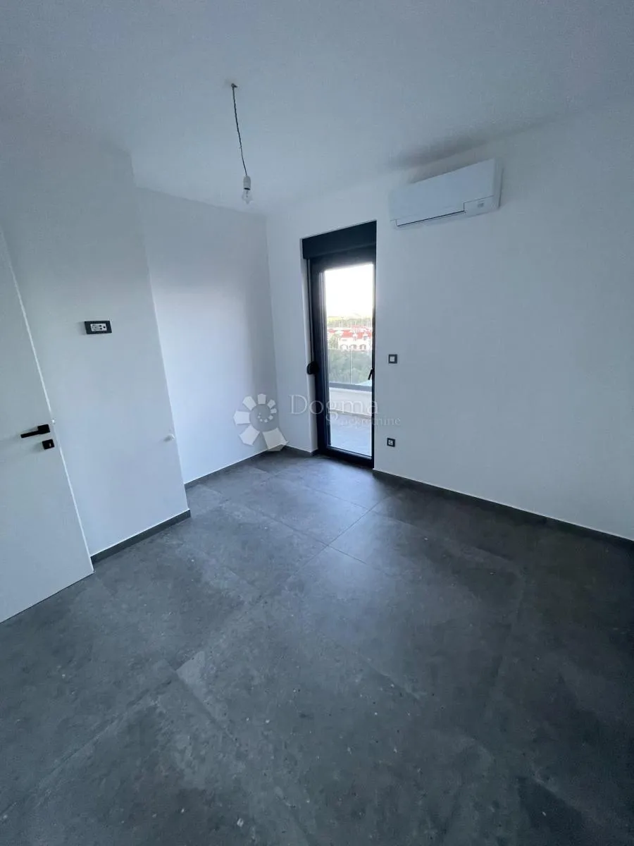 penthouse s panoramskim pogledom na more – 350 m od plaže - slika 20