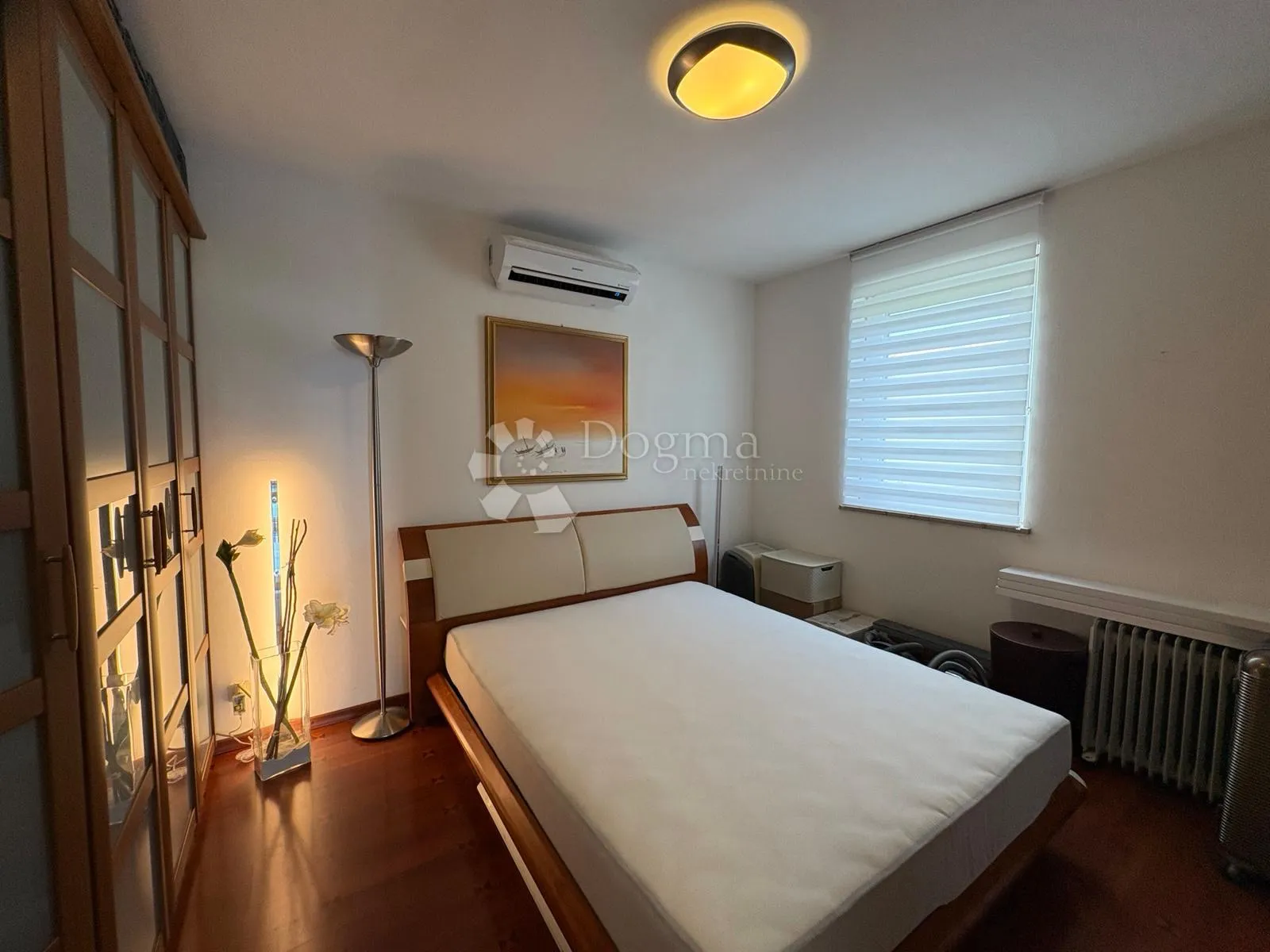 eskluzivan apartman, 70 m od mora sa panoramskim pogledom i vrtom - slika 19